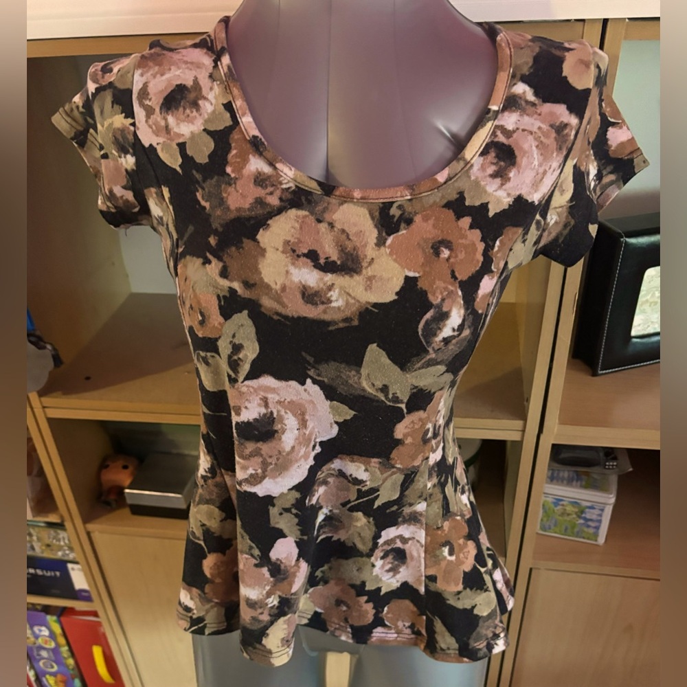 Say Anything Women’s Floral Blouse, Size M